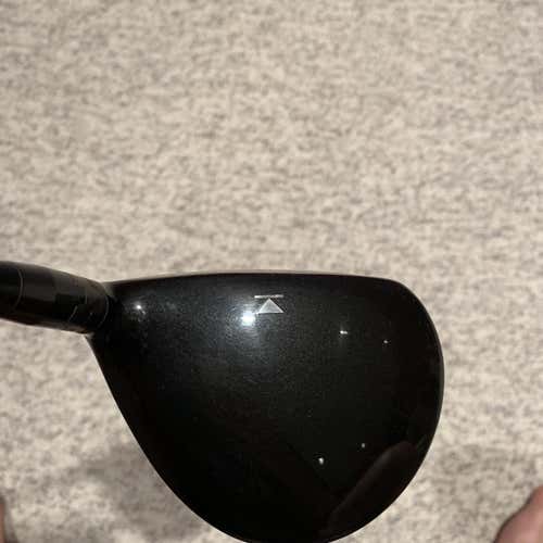 Used Right Handed 913F.d Extra Stiff Flex 15 Loft Fairway Wood