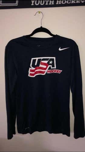 USA Hockey Men’s Small / Medium Shirt