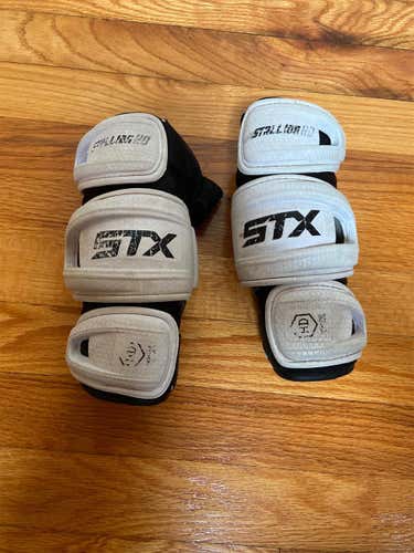 Used Large STX Stallion HD Arm Pads