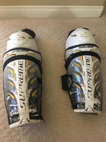 Used Senior Bauer Supreme Total One Shin Pads