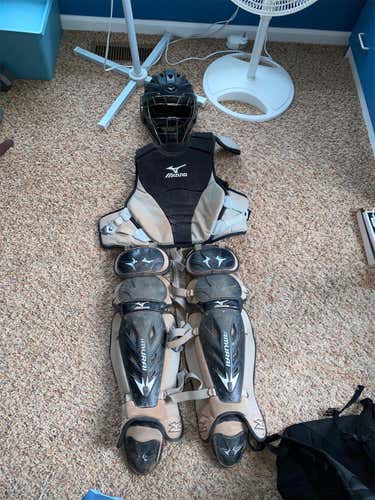 Mizuno Samurai Catcher's Gear