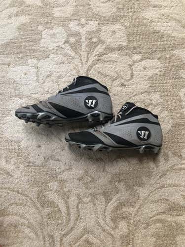 Silver Men's Molded Cleats Warrior