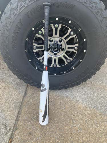 Used High School/College 2019 BBCOR Certified DeMarini Alloy Voodoo Bat (-3) 28 oz 31"