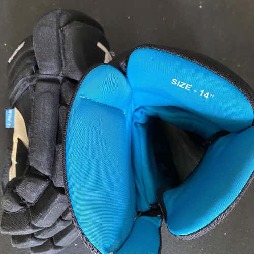 Black Used True XC9 Gloves 14" Gloves