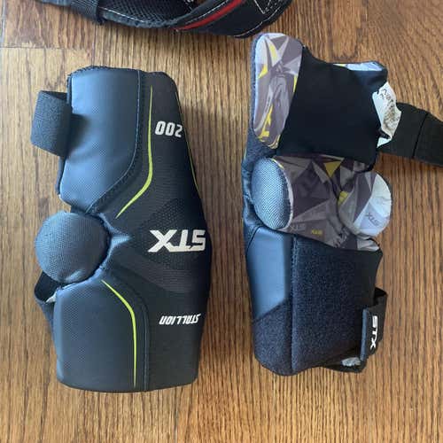Used Small STX Stallion 200 Arm Pads