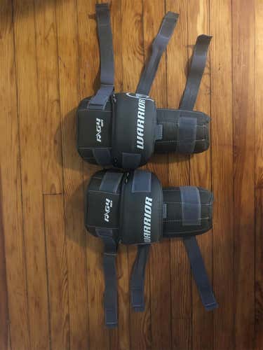 Warrior G4 Knee Pads