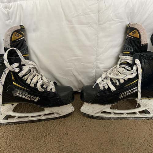 Used Bauer Supreme 2S Pro Regular Width  Size 6.5 Hockey Skates