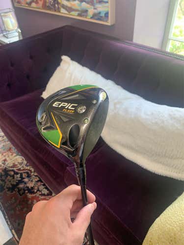 Used Right Handed Epic Flash Sub Zero Stiff Flex 10.5Driver W/ custo ACCRA shaft (CoolClubs)