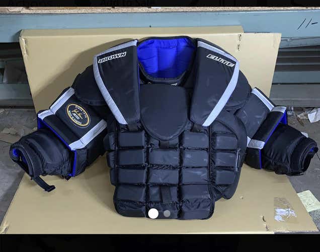 Brown JB2000 Senior Pro Used Medium Goalie Chest Protector Pro Stock
