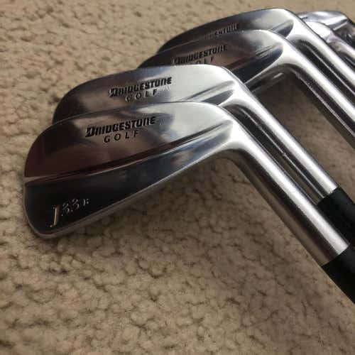 Used Right Handed Stiff Flex Steel Shaft Iron Set
