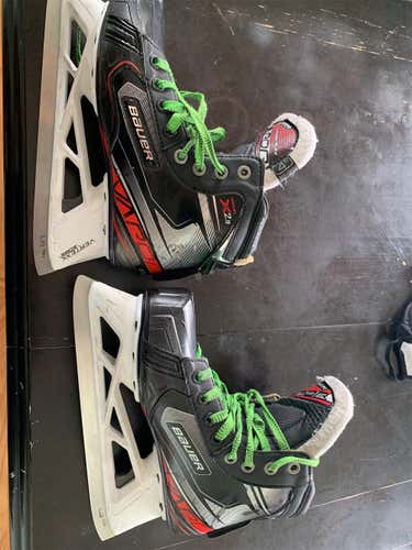 Used Bauer Vapor X2.9 Regular Width Size 4 Hockey Goalie Skates