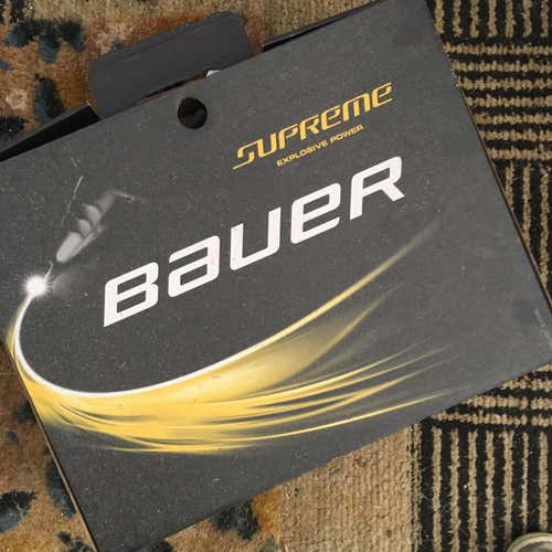 Used Bauer Size 9 Hockey Skates