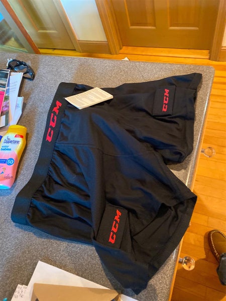 Black Men's XL CCM Mesh Shorts