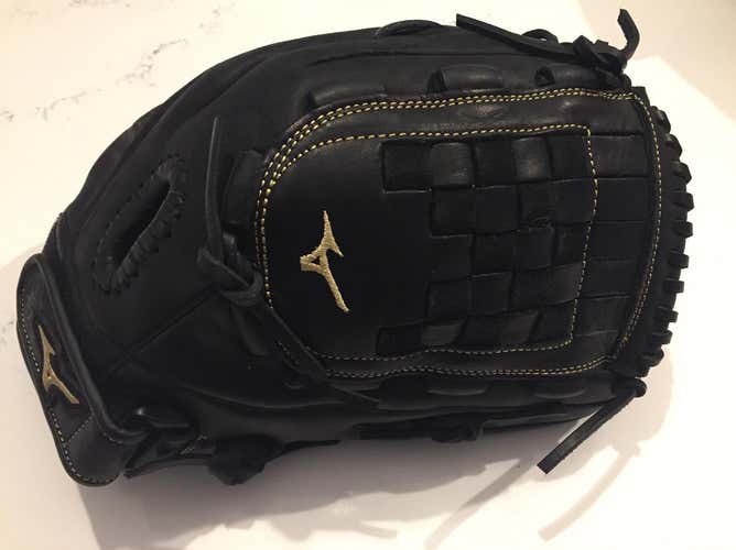Mizuno Right Hand Throw MVP 13" Baseball Glove