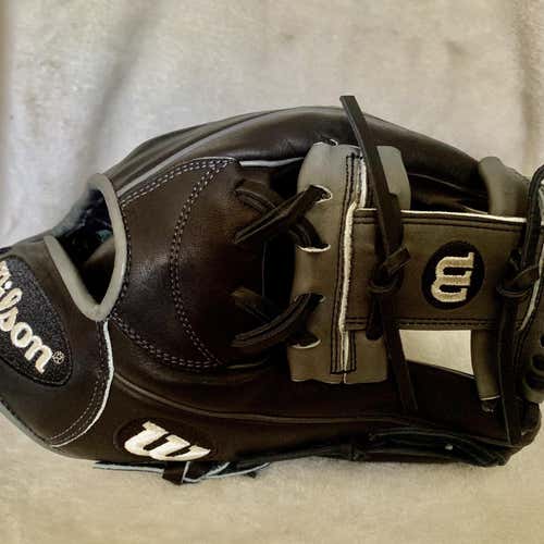 Wilson A2000 Baseball Glove Model 1787 - 11.75”