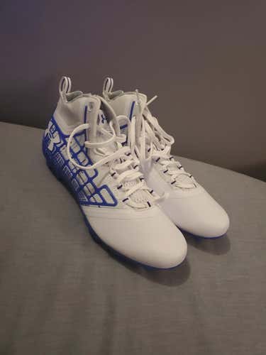 White / Blue sz 10 Under Armour Banshees