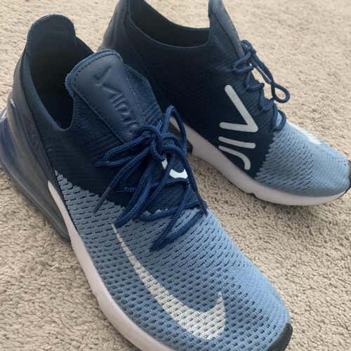 Nike AirMax 270