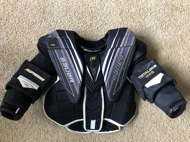 Bauer Supreme 1S Goalie Chest Protector (Medium)