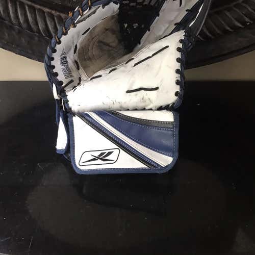 Used Full Right 7K Goalie Glove