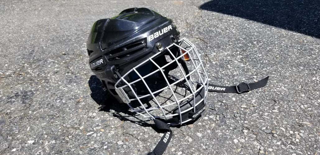 Black Used Youth Bauer Prodigy Helmet