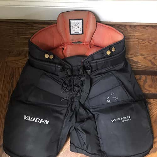 Black Used Large Vaughn Vision 9200  Hockey Goalie Pants