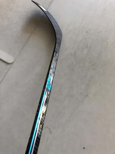 Bauer Hand Nexus 2N Pro p92 77 flex right hand