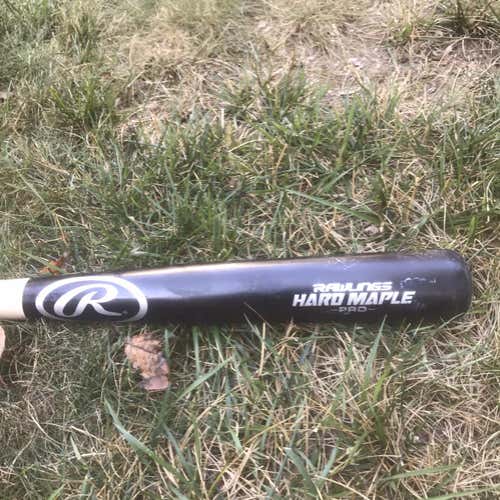 Used Wood Hard Maple Pro (-3) 30 oz 33" Bat