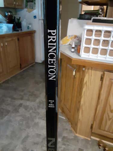 Princeton stick and youth gloves ssd2387