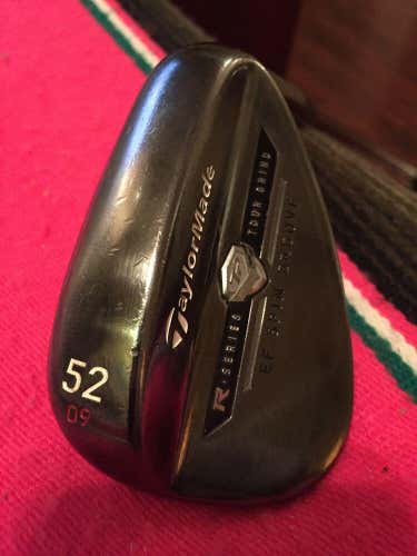 TaylorMade TP EF Spin Groove Tour Wedge 52* 09 Black Smoke UST Recoil F4 35 1/2”