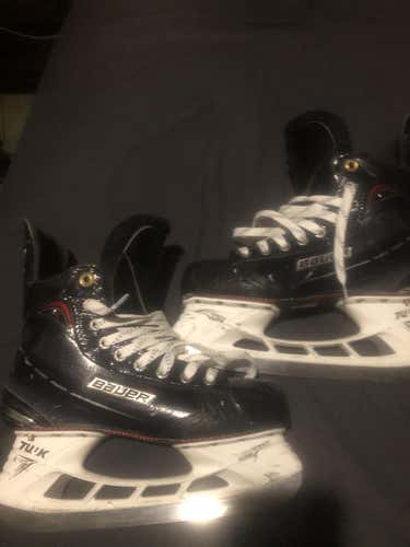 Used Senior Bauer Vapor 1X 2.0 Hockey Skates Regular Width Pro Stock Size 7.5