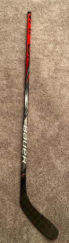 Like New Left Hand Vapor FlyLite P88 40 Flex Junior Hockey Stick