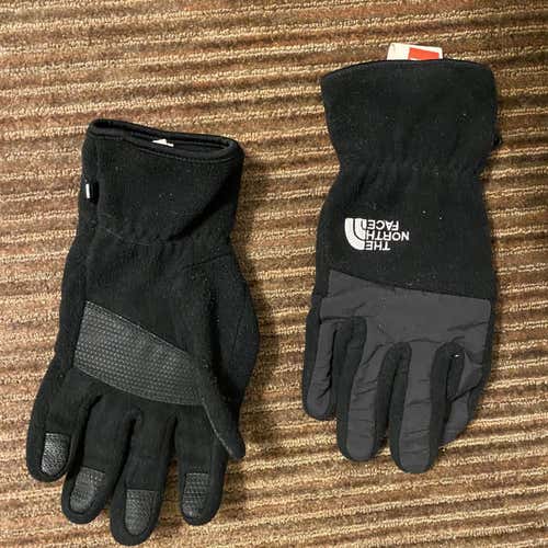 Black North Face Gloves