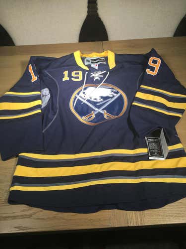 New with tags  Adult Size 50 Buffalo Sabres Connolly Reebok Jersey