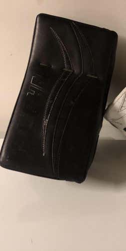 Used Black Vaughn2200 Blocker