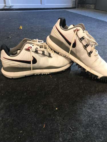 Size 11 Tiger Woods Nike Golf Shoes