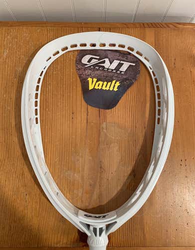 New Gait Vault Goalie Head