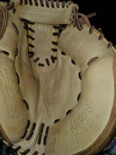 Used Akadema Right Hand Throw AGC 98 Baseball Glove 32"