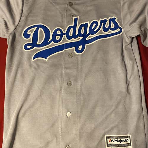 Men's Small Majestic Jersey