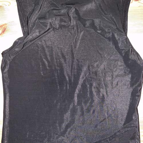 Adult Medium Under Armour Compression