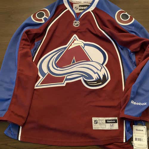 Colorado Avalanche Adult Medium Reebok Jersey