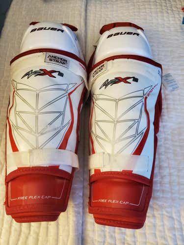 New Senior Bauer Vapor APX2 Shin Pads