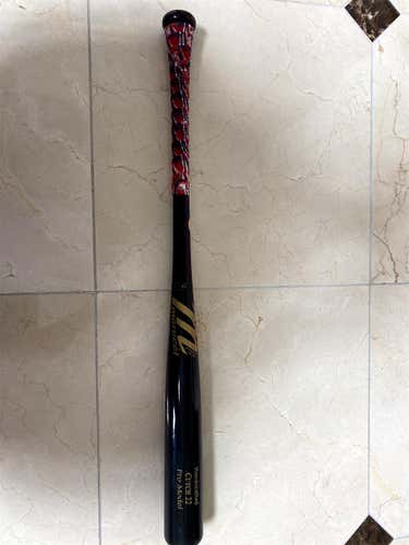 Barely Used Wood Cutch 22 (-3) 27 oz 31" Bat