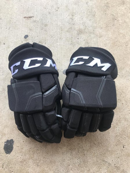 Black Used CCM HGQL 15" Pro Stock Gloves Colorado Avalanche Stock