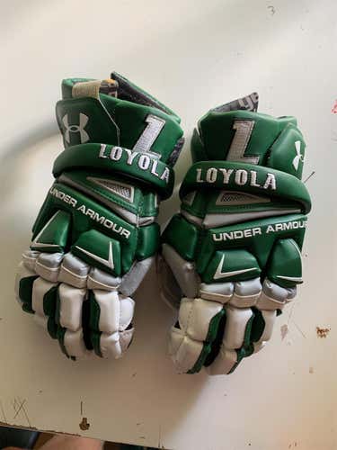 TRADES Loyola Gloves