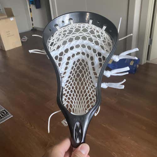 New Warrior Strung Evo X Head W Memory Mesh
