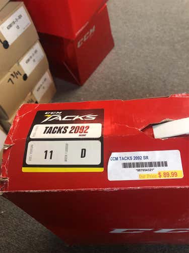 New CCM Tacks 2092 Size 11d Senior Skates