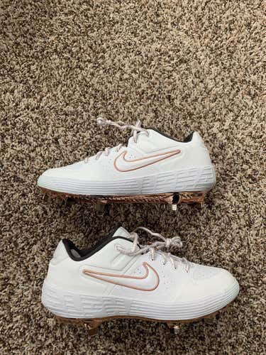 White New Size 10 (Women's 11) Nike