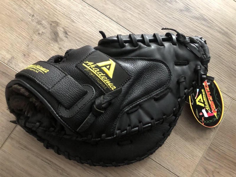 Black New Catcher's APM66 Praying Mantis 34.5" Softball Glove