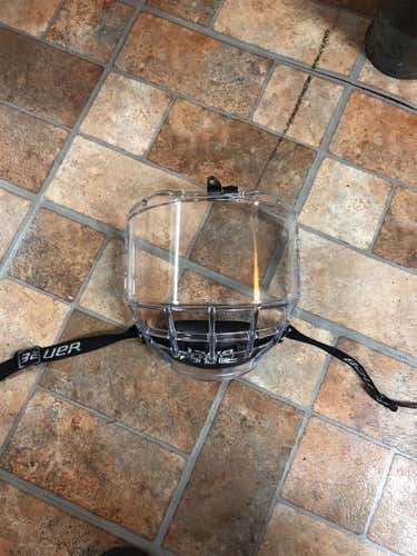 Used Bauer Concept 3 Full Shield