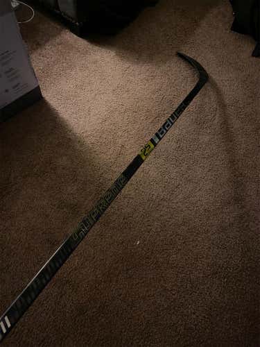 Used Right HandSupreme 2S Pro Hockey Stick